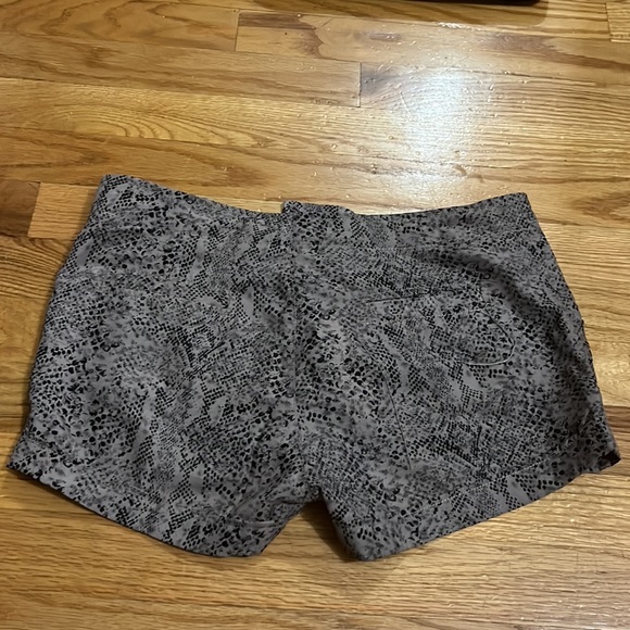 NWT Snakeskin Shorts - Picture 6 of 6